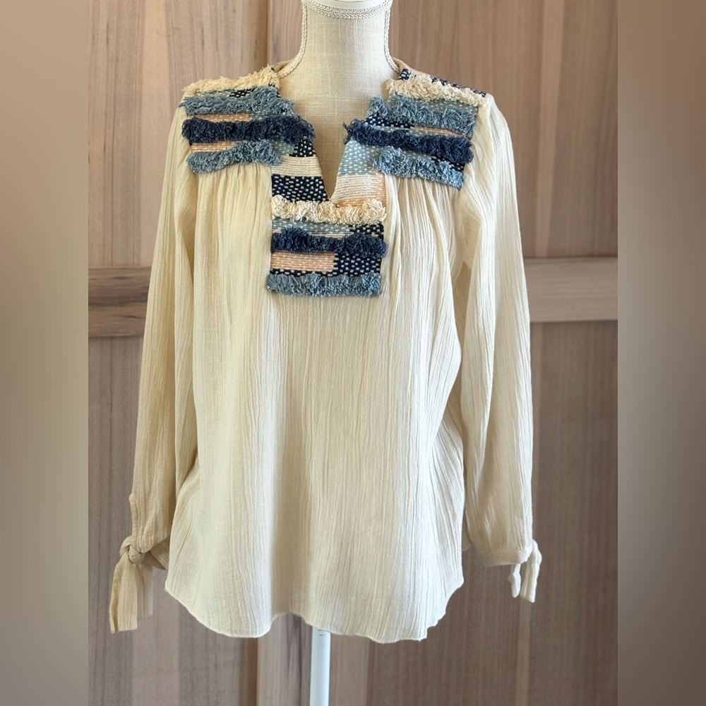 Pepin Anthropologie Blue Fringe Cream Top. Textured | Tie Sleeve. Women’s Sz-M